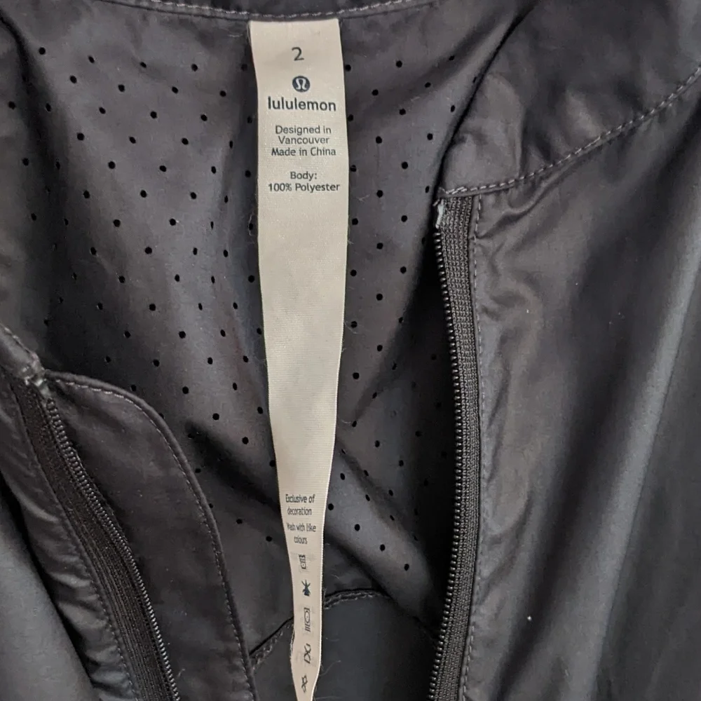 Lululemon Deep Inhale Vest